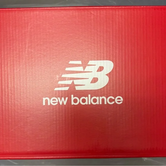 New Balance Dynasoft Nergize sport V2 Women's Athletic Shoes in White and Silver - Picture 3 of 3
